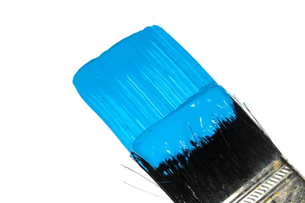 Pintura Acrílico Azul Con Pincel Sobre Fondo Blanco —  Fotos de Stock