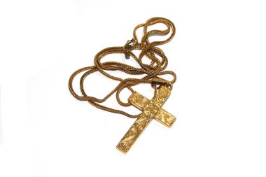 Beyaz Arkaplanda Antika Kolye ve Haç Kolyesi