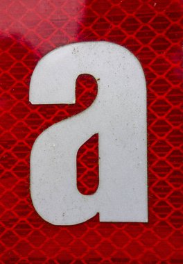 Sıkıntılı Durum Tipografisi ile Yazılan Sözcükler Bulundu Harf A