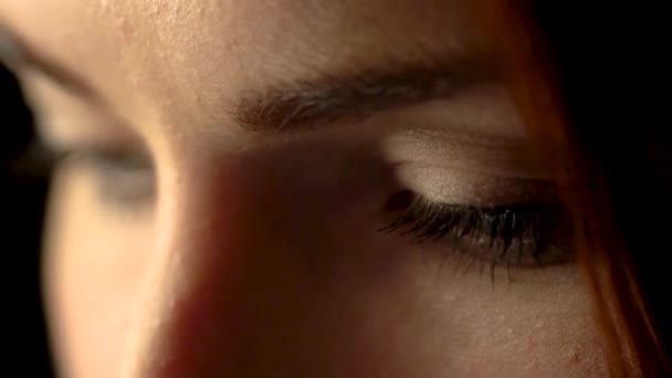 Vrouwelijke oog / mooie grote ogen / ogen — Stockvideo