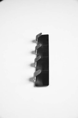 Havlu kancaları, elbise askılığı, beyaz arka planda.