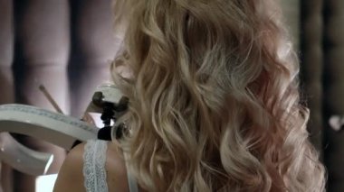 Keman çalmak bir kadın 4 k yakın çekim