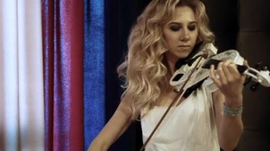 Ağır çekim kamera güzel kadın sinek