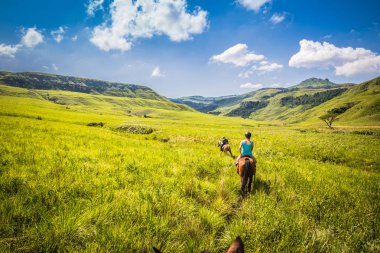 Yolda Drakensberg için
