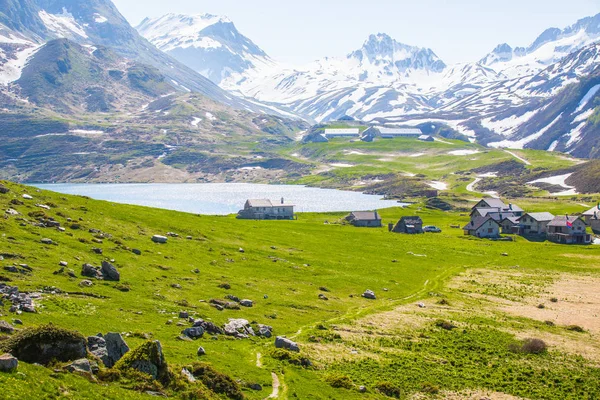 Švýcarské ticino jezero Alpin — Stock fotografie