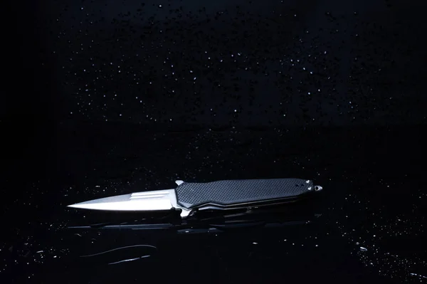 Spear Shaped Knife Black Background Black Background Splashes Water Top — Stock Photo, Image