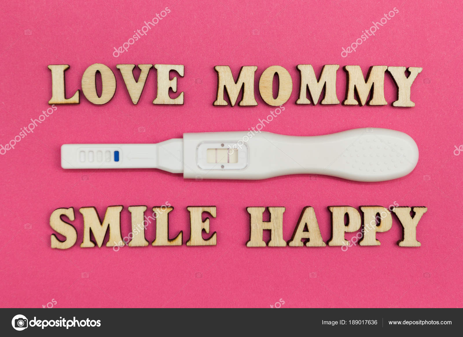 Ein Positiver Test Für Schwangerschaft Und Die Worte Liebe