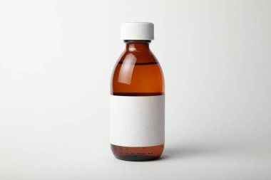 Tıbbi cam şişe maketi. Şablon, boş etiket.