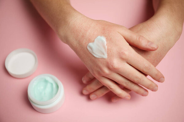 Skin care, hand cream. Redness, allergies, irritation.