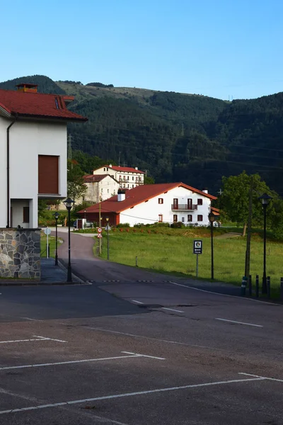 Bask Ülkesi Caserios.