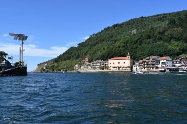 Denizden görülen şehirler.