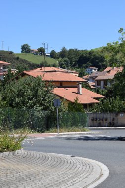 Köyden gördüm dağlar.