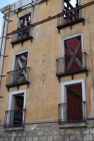 Casas antiguas de la ciudad . —  Fotos de Stock