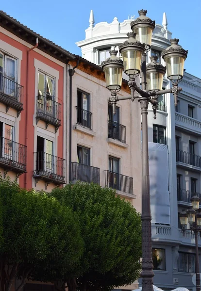 Kentsel klasik sokak.