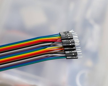 Renkli elektronik yakın kadar kordonlar