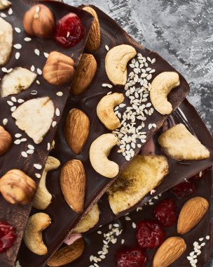 Birkaç el yapımı çikolatanın hayranıyım..