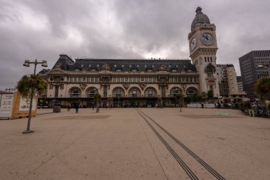 Paris Tren İstasyonu 