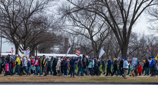 Washington DC 'de Yaşam Yürüyüşçüleri