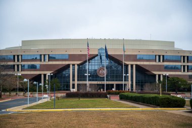 Fairfax, VA, ABD -- 25 Şubat 2020. Fairfax County Hükümet Merkezi 'nin, Kuzey Virginia, Fairfax County' deki manzara fotoğrafı..