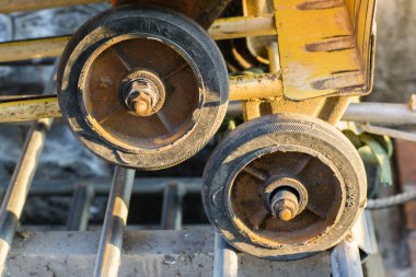 El arabası tekerlek yakın ups