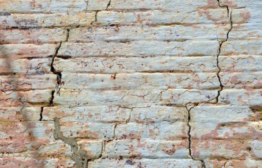 Tarihi bina eski kırık işlenmiş duvardan