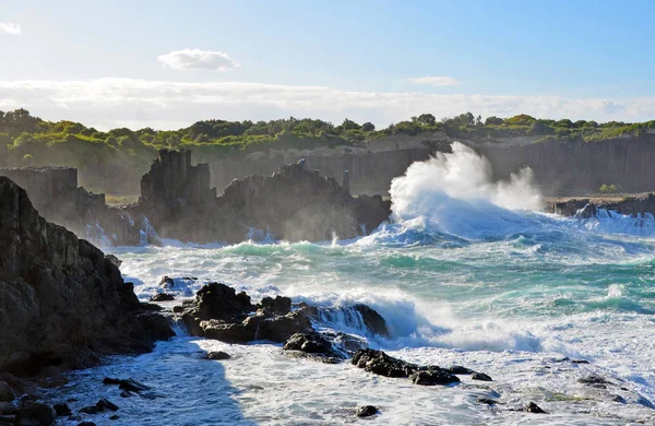 Rough seas at Bombo headland, NSW coast, Australia — Stock Photo, Image