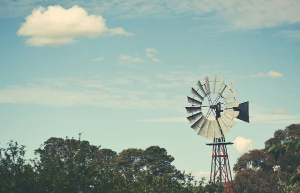 Iconique vieux fond de moulin à vent australien — Photo