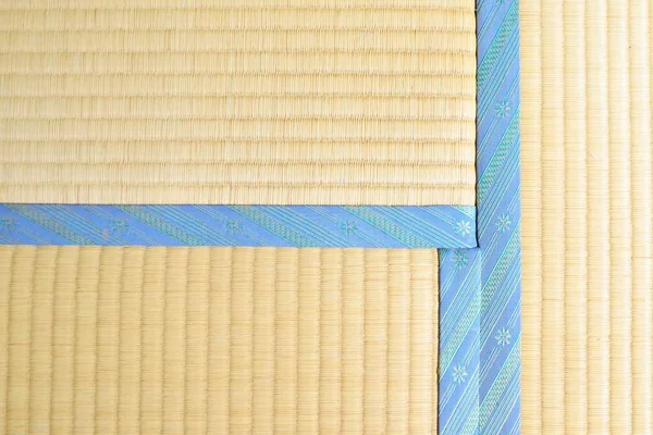 Tatami ışık mavi kenar ile şerit