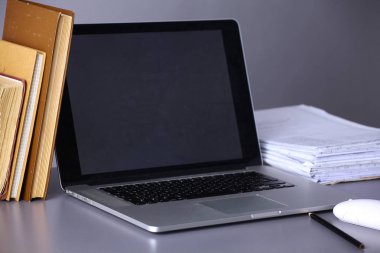 Bilgisayar ve Office belgeleri ile çalışma alanı