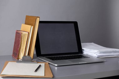 Bilgisayar ve Office belgeleri ile çalışma alanı