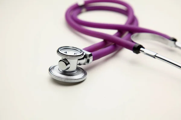 Closeup of a medical stethoscope, isolated on white background — Stock Photo, Image