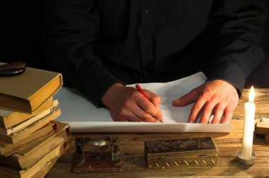 Bir mektup kaleminizle yazma ve mühürleme dostum. Vintage