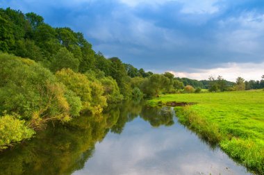 Ülkeye vahşi nehir