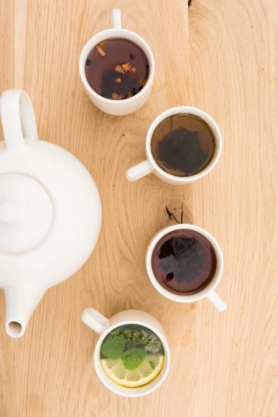 bardak ve çaydanlık ahşap oyun tahtası