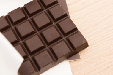 bir tablo yakın çekim çikolata bar