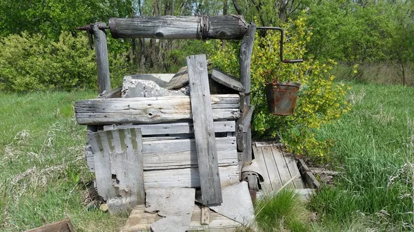 Très vieux puits d'eau — Photo