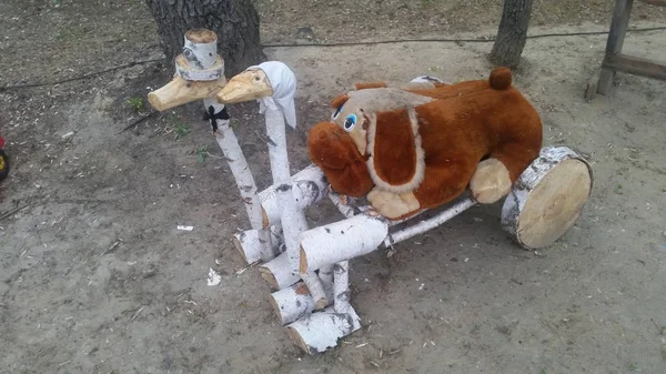 oyuncaklar kaz, kaz ve köpek