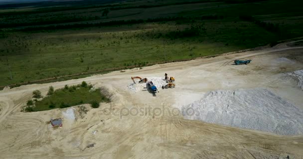 Pedreira, área de processamento de minério — Vídeo de Stock