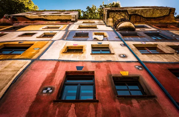 Hundertwasser Casa Viena Áustria (arquitetura moderna ) — Fotografia de Stock