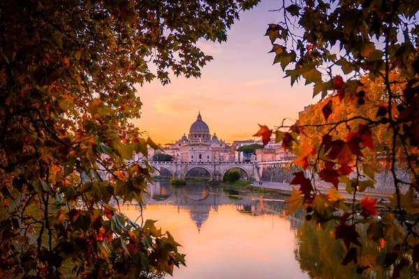 Hermosa Vista Sobre Basílica San Pedro Vaticano Desde Roma Italia — Foto de Stock