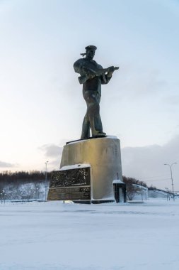 Kuzey Denizi kahramanlarının anıtı..