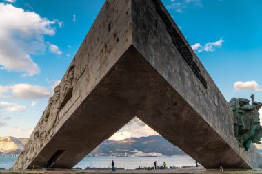 Novorossiysk şehrinde Malaya Zemlya 'nın savunucularının anıtı.