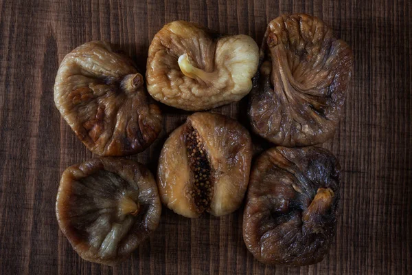Dried Figs Wooden Table Note Shallow Depth Field — Stock Photo, Image