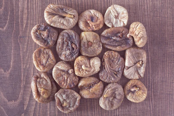 Dried Figs Wooden Table Note Shallow Depth Field — Stok fotoğraf