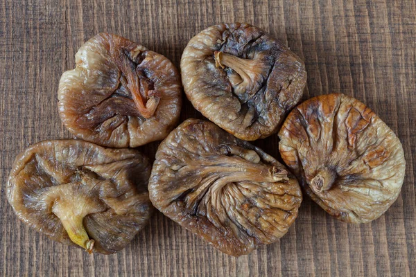 Dried Figs Wooden Table Note Shallow Depth Field — Stok fotoğraf