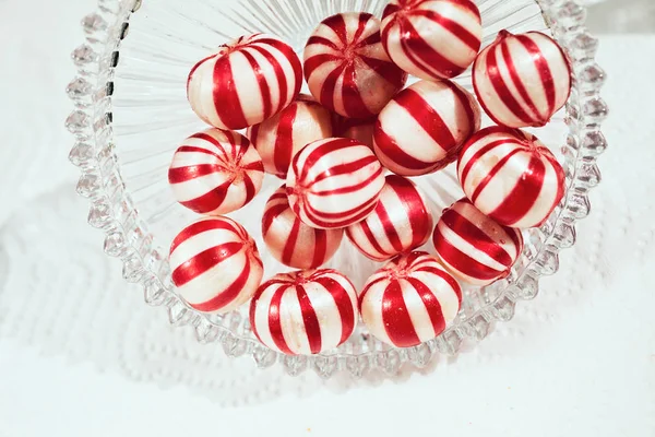 Colorful Candies Glass Bowl White Backgroundl Note Shallow Depth Field — Stock Photo, Image