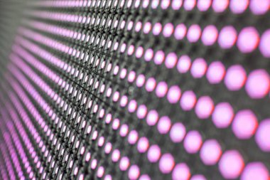 Bulanık arkaplan üzerine soyut pembe ve beyaz ışık