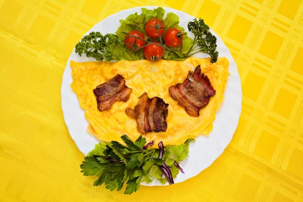 Omlet pastırma ve sebze ile