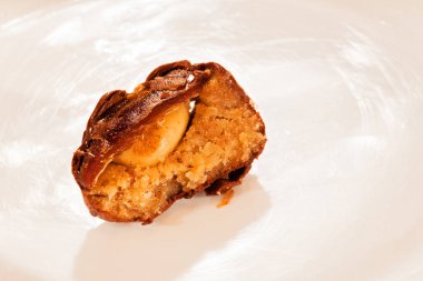 Tatlı gibi küçük kek.