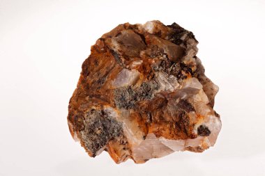 Doğadan bir mineral örneği.